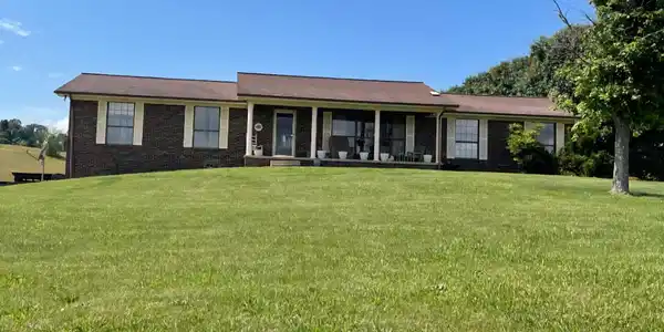 7083 Saint Clair Rd Road