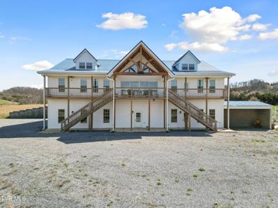 811 Grassy Creek Road