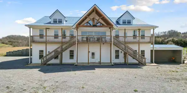 811 Grassy Creek Road
