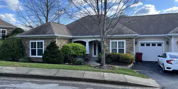 211 University Parkway