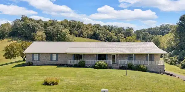 887 Berry Road