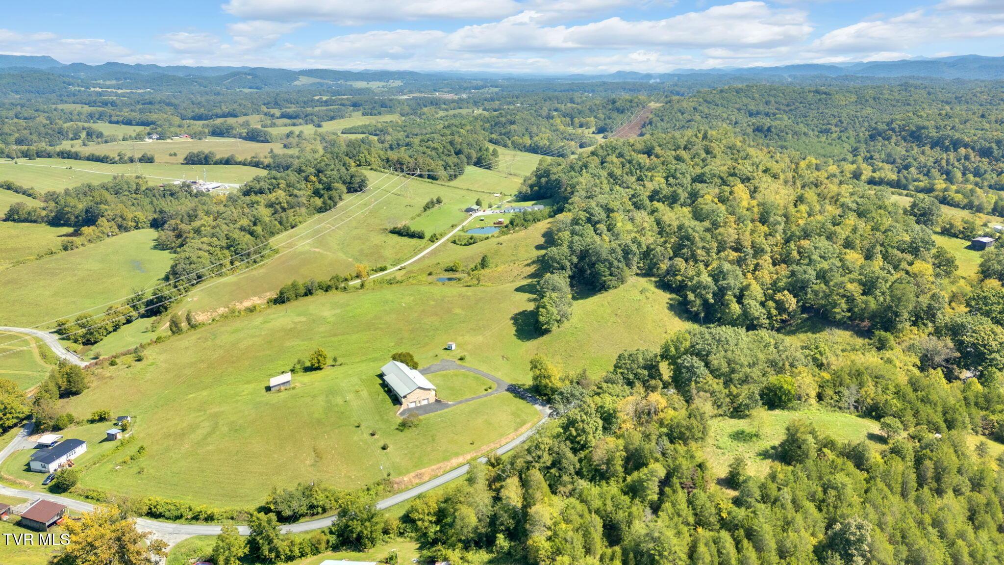 Image 3: 53-web-or-mls-DJI_20250909120033_0021_D