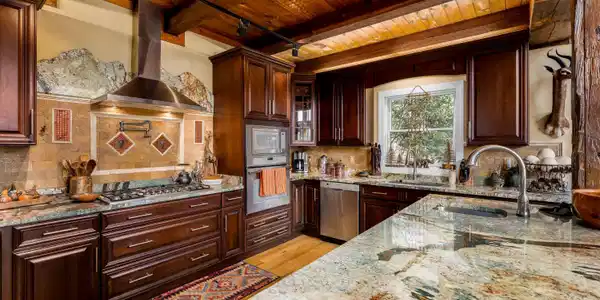 Image 2: 710 Gordon Ridge Road (90 of 142)