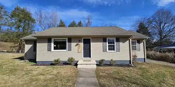 501 Twin Oaks Drive