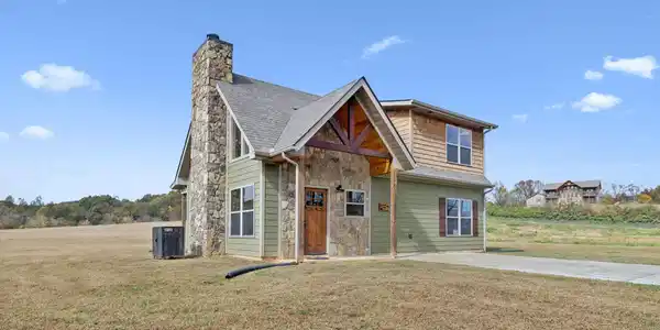 3871 Holders Grove Road