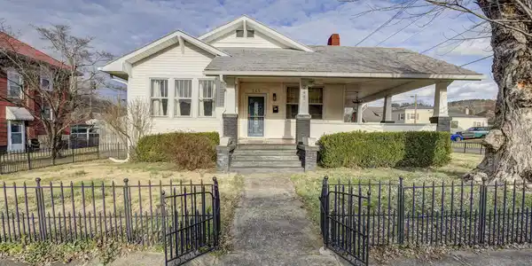 245 Opekiska Street