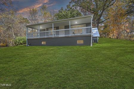 302 Boone Road