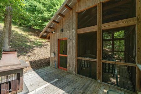 2316 Devault Bridge Road