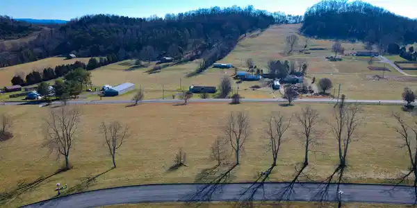 Image 4: 11-12 Aerial Frontal