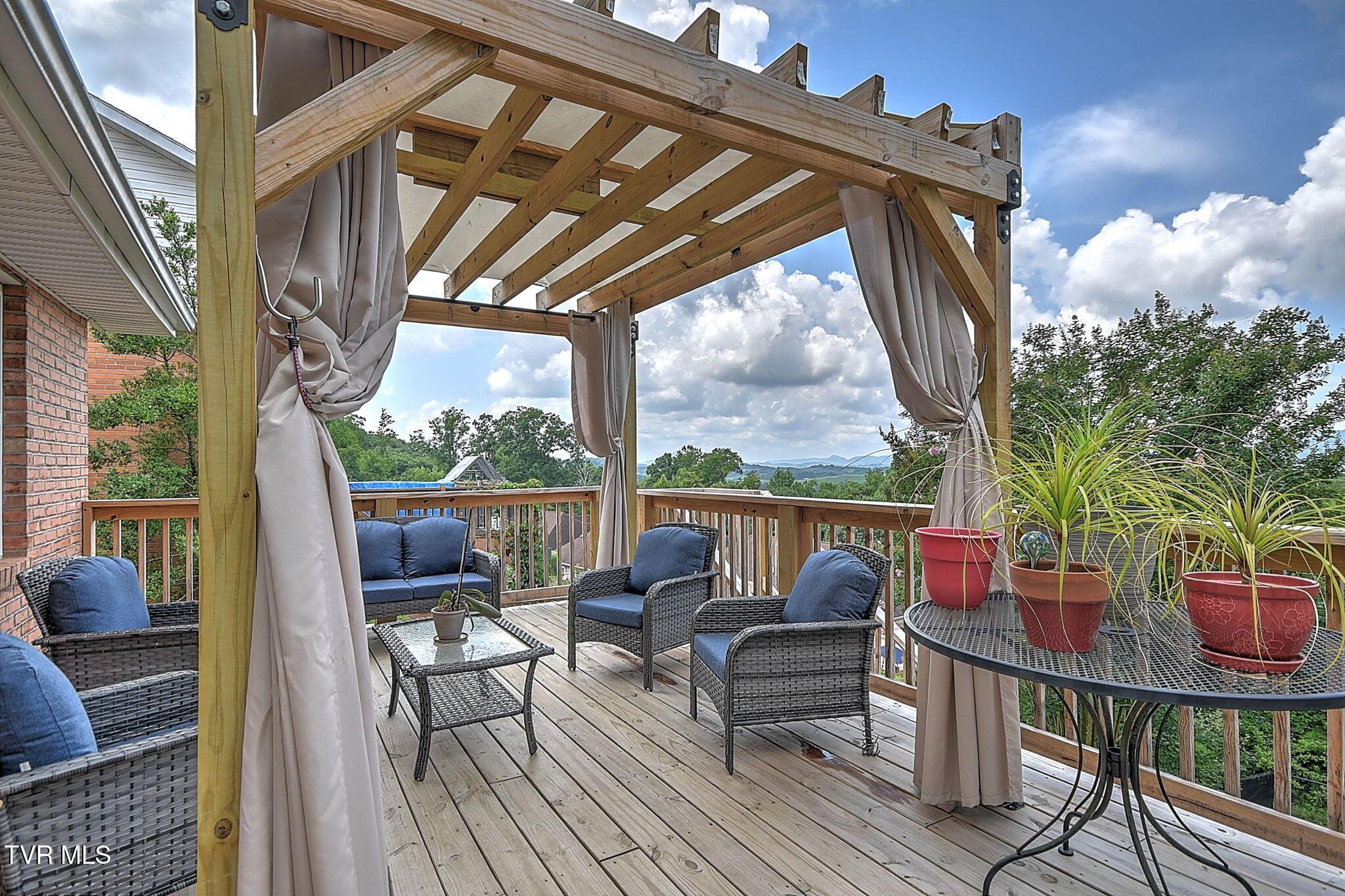 Image 4: 62-web-or-mls-3720 Skyland KK-68