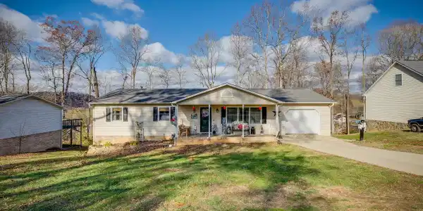 818 Seven Oak Drive Drive