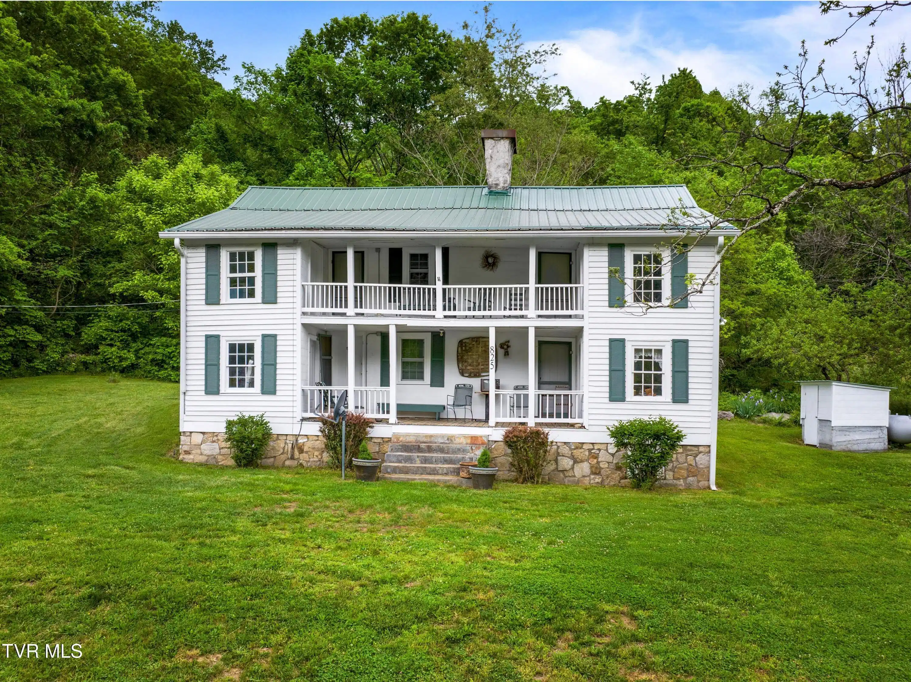 Image 1: 011-875SandyValleyRoad-Rogersville-TN-37