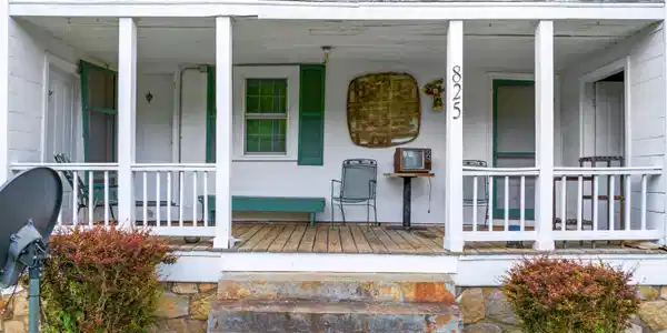 Image 2: 012-875SandyValleyRoad-Rogersville-TN-37