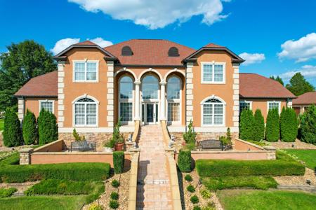 124 Cross Community Road