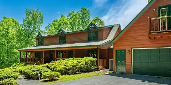 203 Bear Ridge Drive