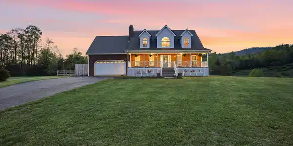 228 Sunrise Lane