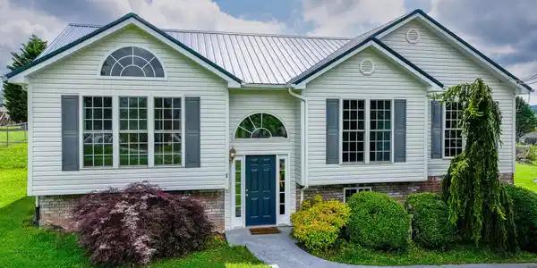 5 Pinehurst Court