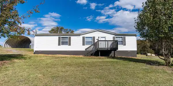 4356 Blue Springs Parkway