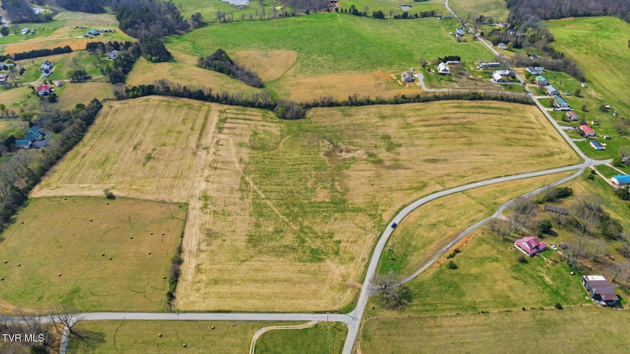 Image 3: 1-web-or-mls-DJI_0309