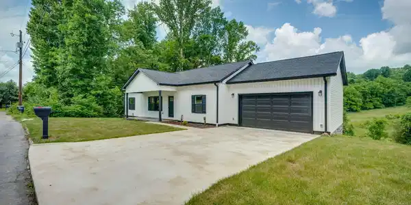 148 Whitson Drive