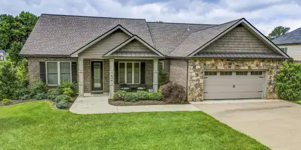 846 Vines Farm Lane