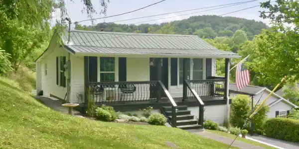 1701 Daytona Court