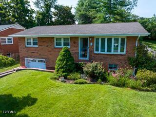 320 Greenway Drive