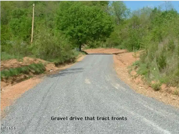 Image 1: Bailey Cemetery Rd 3