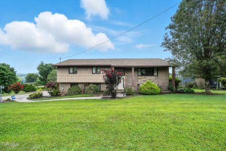 4820 Lake Park Court
