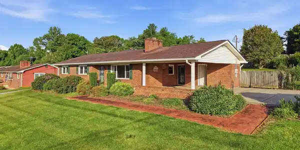 608 Southview Drive