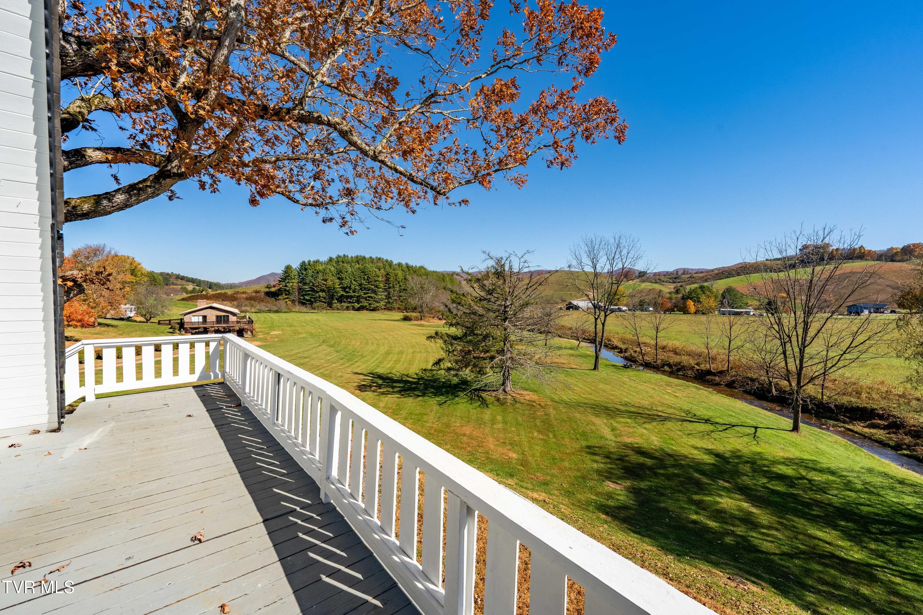 Image 4: 274 Rambo Rd (75 of 124)