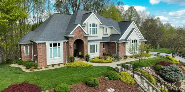 128 Ridgetop Drive