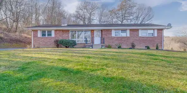 113 Sunny Acres