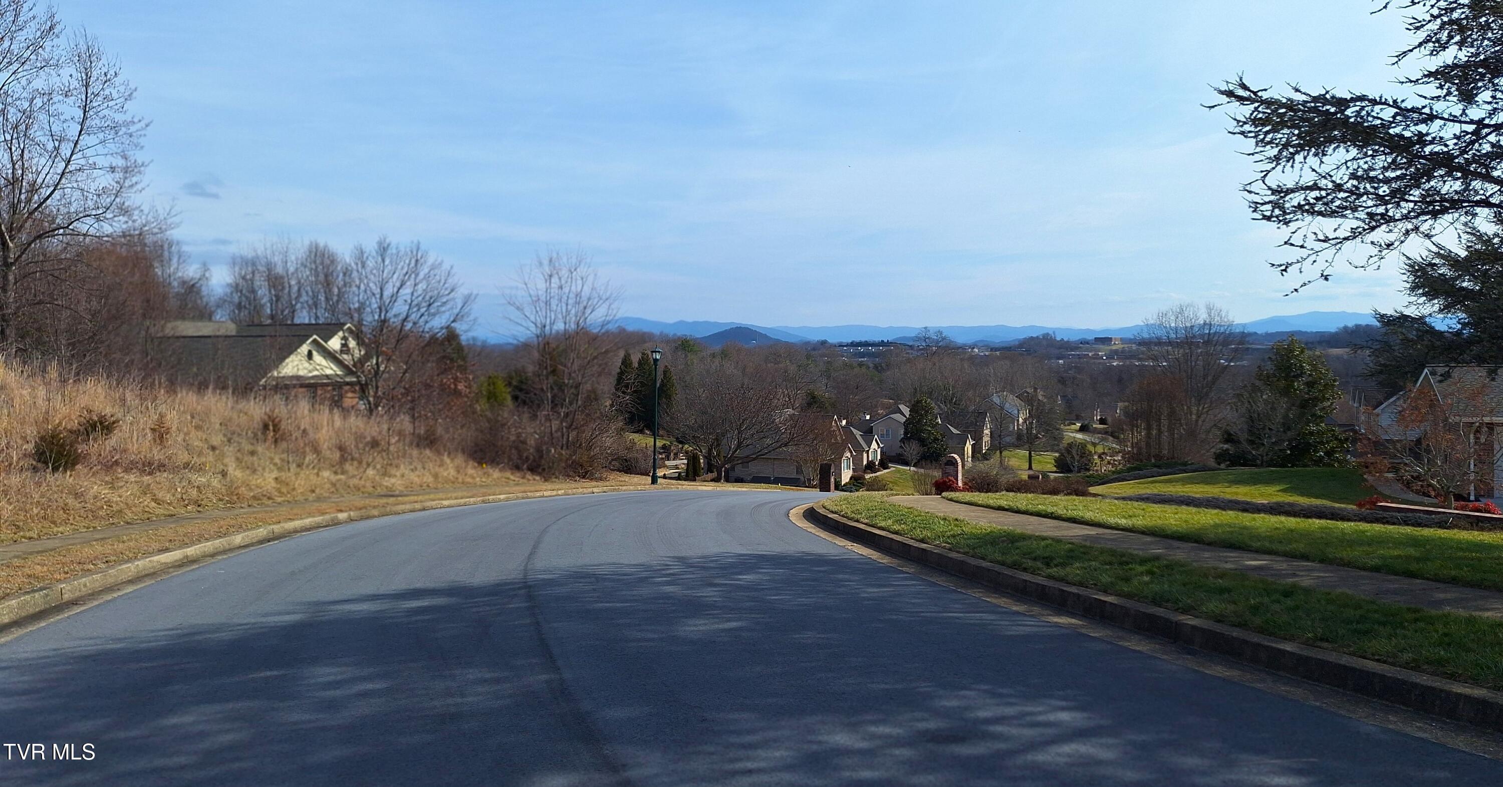 Image 3: 1 Sweeping view