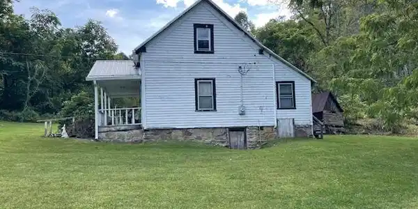 884 Pete Creek Road
