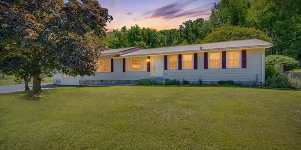 638 South Elm Avenue