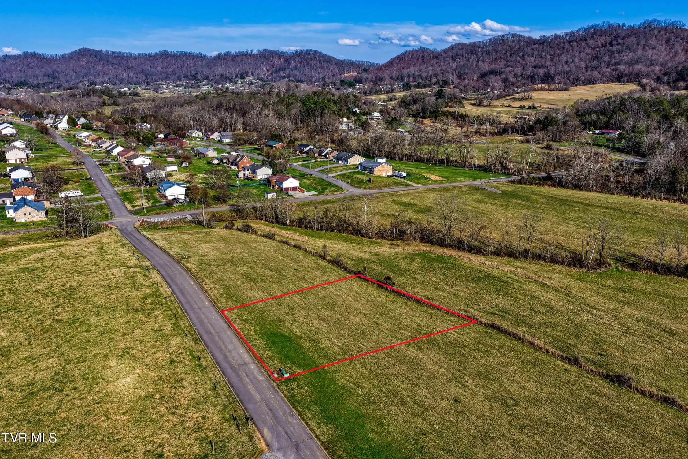 Image 1: Dawn Lane Lot 3a (1 of 4)