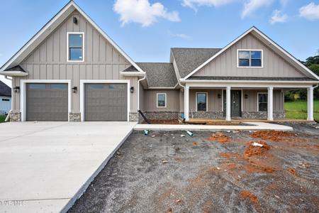 2143 Cattlemans Trail