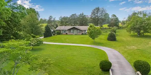 4116 Greenwood Drive