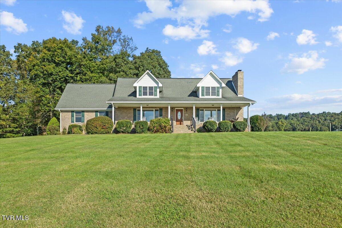 Image 4: 04-128A3790