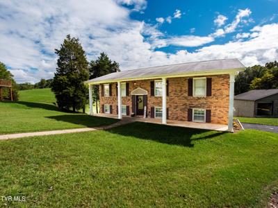 145 Pinecrest Road