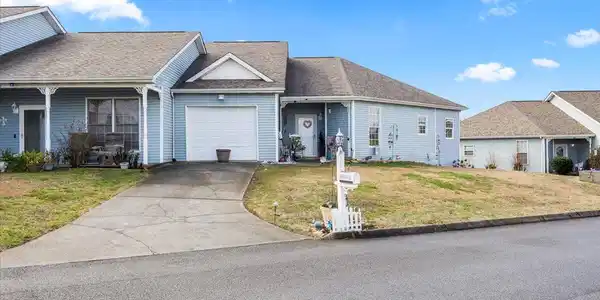 182 Victorias Landing