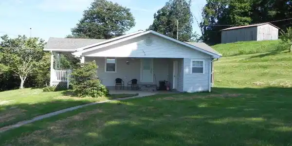 1370 Raven Hill Road