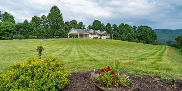 800 Leason Gregg Road