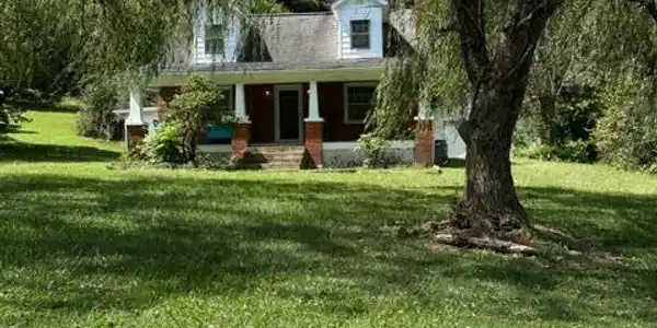 267 Bowers Lane