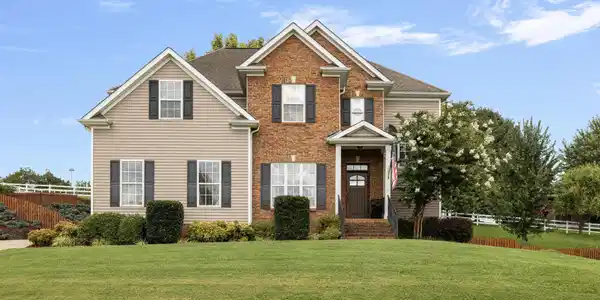 220 Ridgeview Meadows Drive