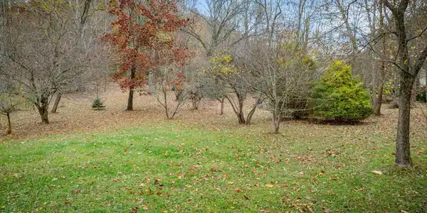 115 Mays Road
