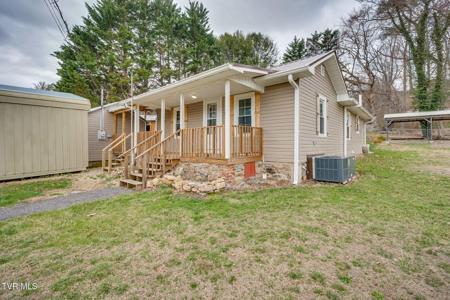 121 Coleman Road