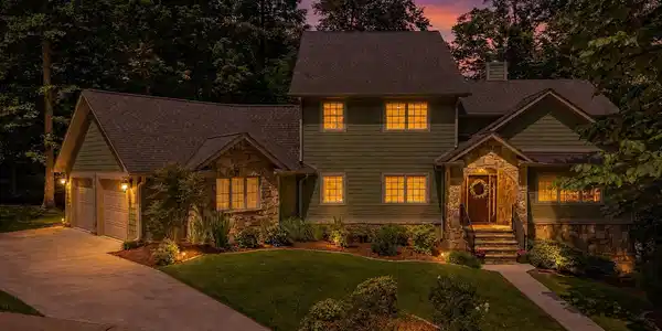 412 Shade Tree Way