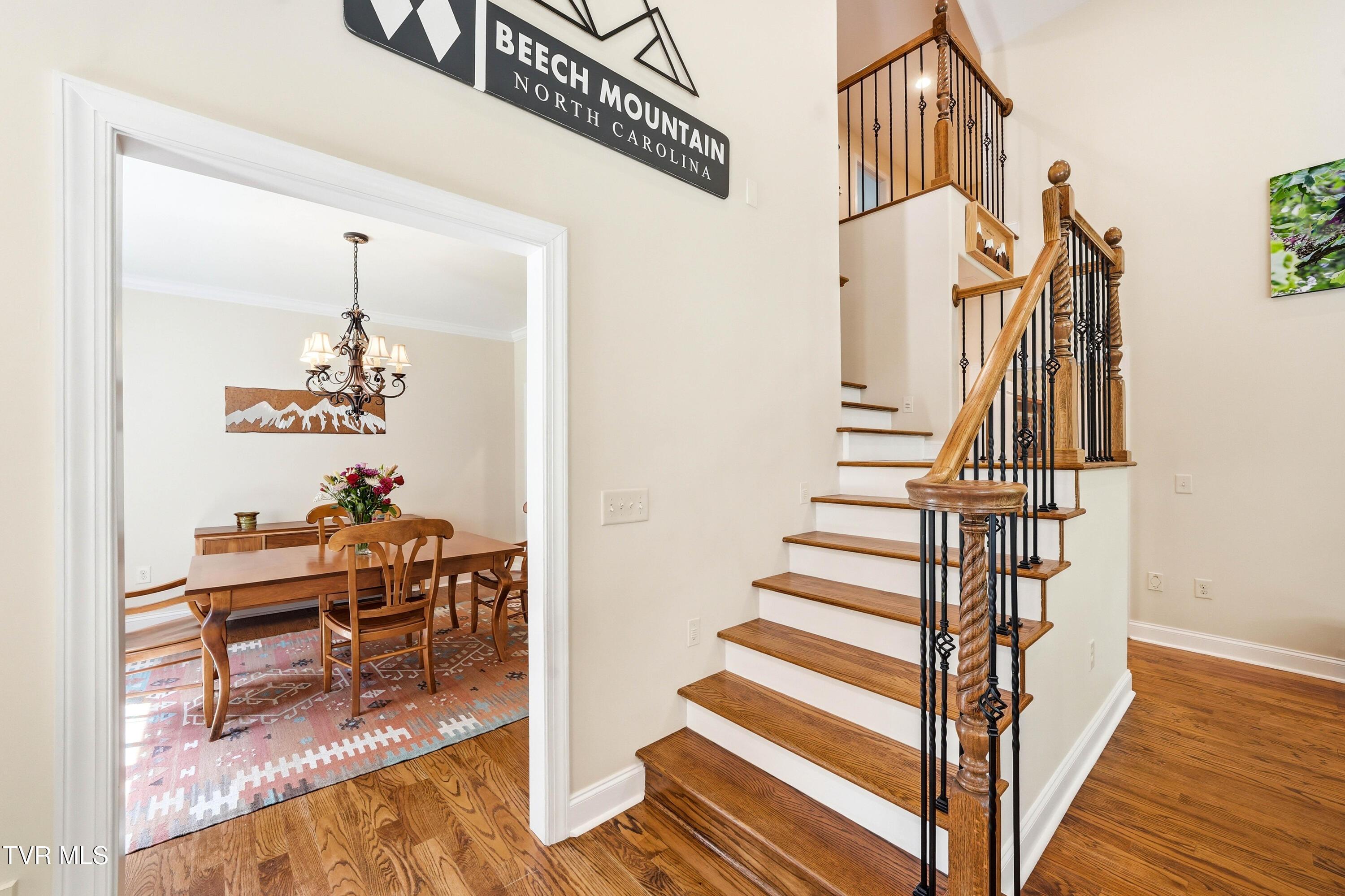 Image 3: 3-print-412 Shade Tree Way-7